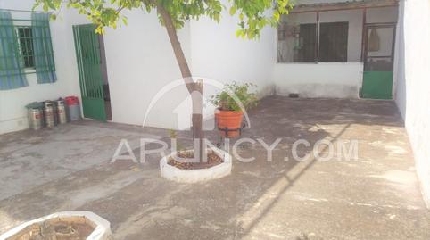 Foto 2 de Casa adosada en venta en Centro, Alcalá de Guadaira