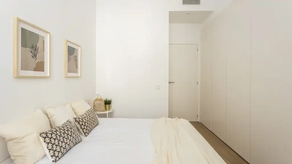 Habitación de Apartamento en venta en Barcelona con Aire acondicionado, Calefacción y Parquet