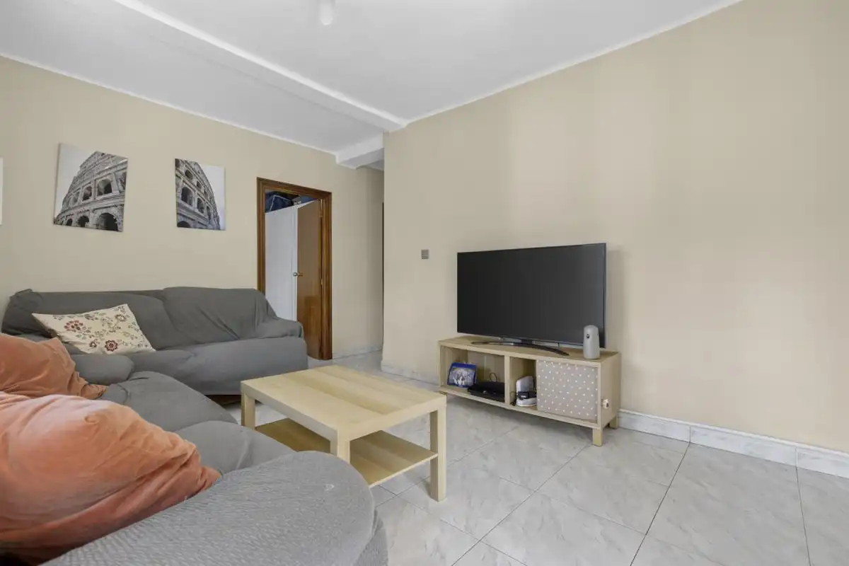 Wohnzimmer von Wohnung zum Verkauf in San Juan de Aznalfarache mit Klimaanlage, Heizung und Terrasse