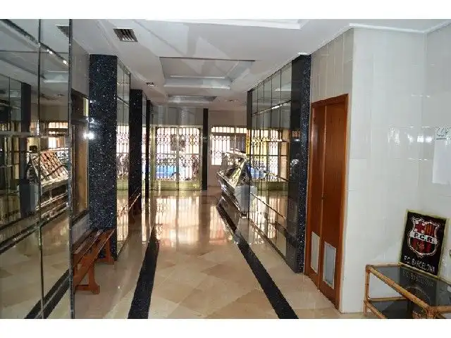 Local comercial en venda a Canals