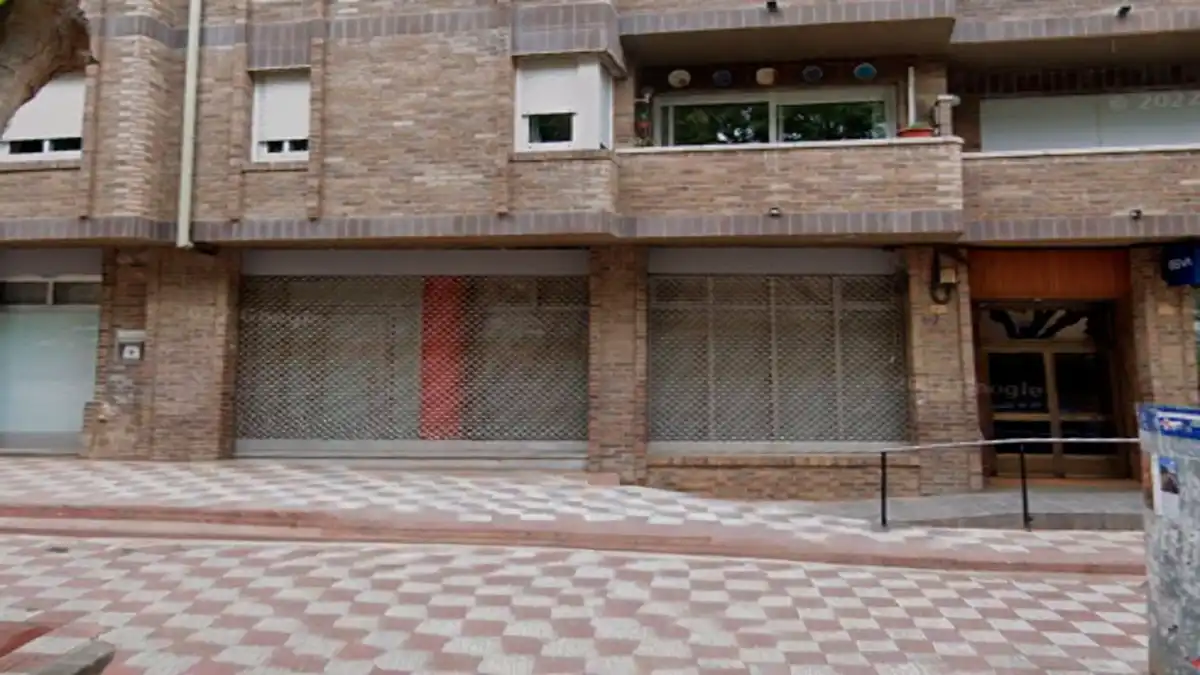 Local commercial à vendre à RIERA 124