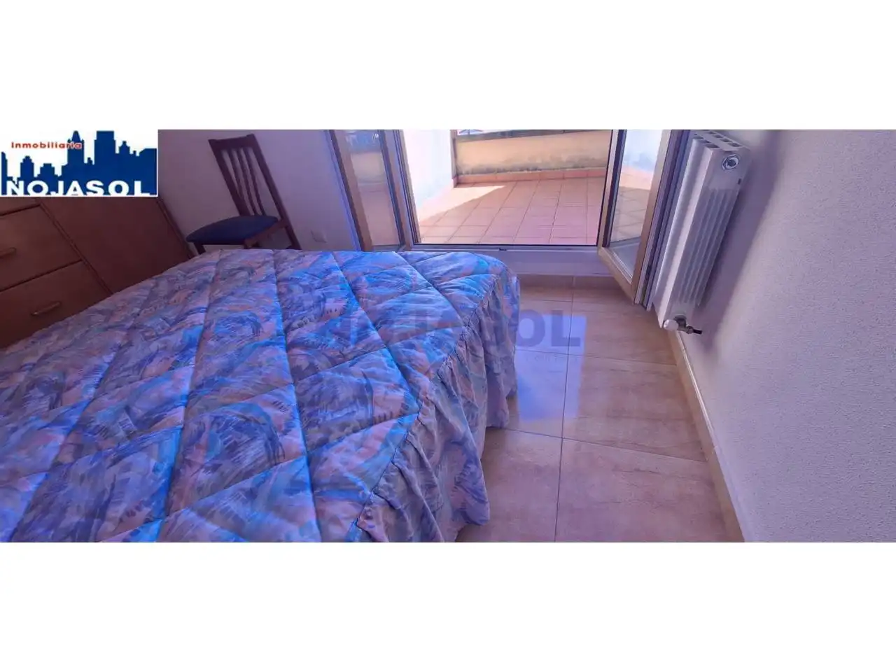 Schlafzimmer von Dachboden zur Miete in Noja mit Heizung, Terrasse und Möbliert