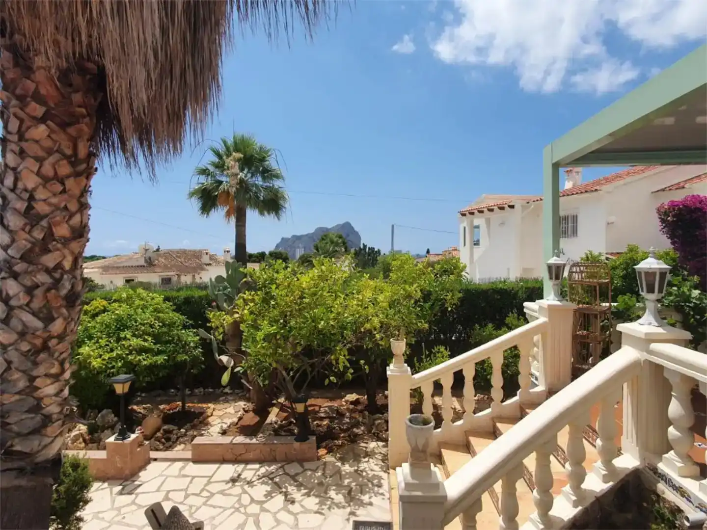 Vista exterior de Casa o xalet en venda en Calpe / Calp amb Aire condicionat, Piscina i Balcó