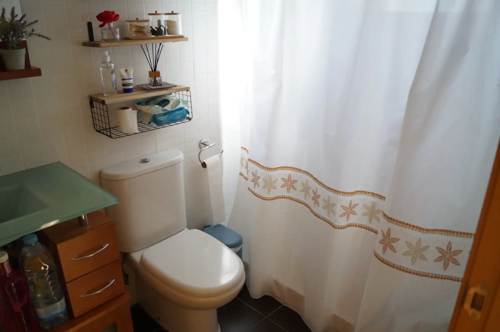 Baño de Casa adosada en venta en Guadalajara con Jardín privado y Piscina
