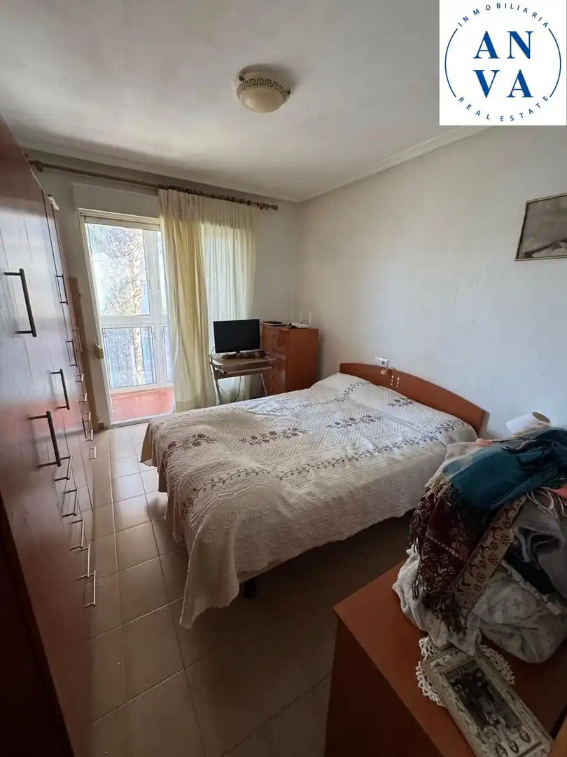 Habitación de Piso en venta en San Vicente del Raspeig / Sant Vicent del Raspeig con Balcón