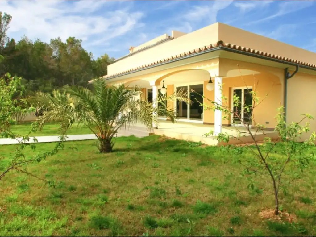 Vista exterior de Casa o xalet en venda en Calvià amb Aire condicionat, Calefacció i Terrassa