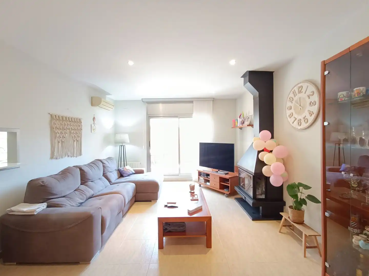 Sala de estar de Casa o chalet en venta en Badalona con Aire acondicionado, Calefacción y Jardín privado
