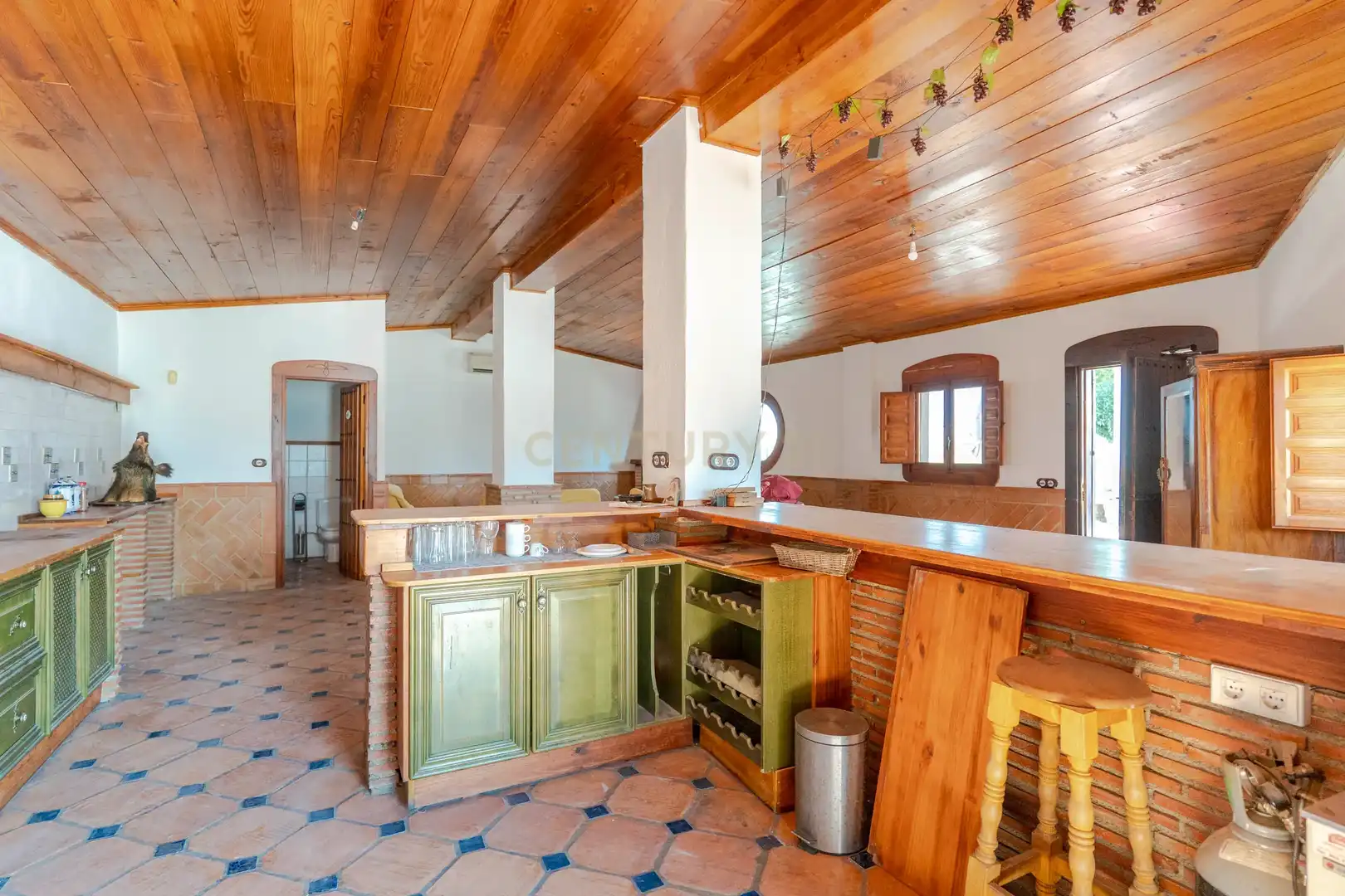 Küche von Haus oder Chalet zum Verkauf in Granada mit Klimaanlage, Privatgarten und Abstellraum