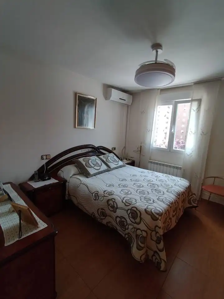 Piso en venta en Florencia, Veredillas