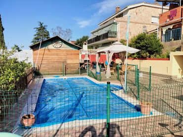 Xalet amb piscina en venda a Manantiales - Lagar - Cortijo