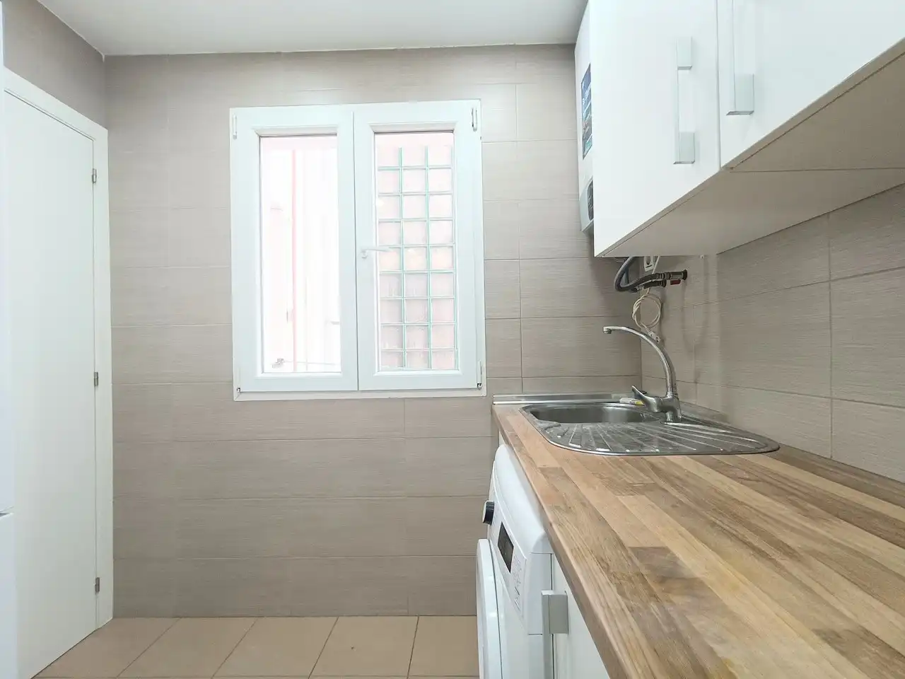 Küche von Wohnung zur Miete in Madrid