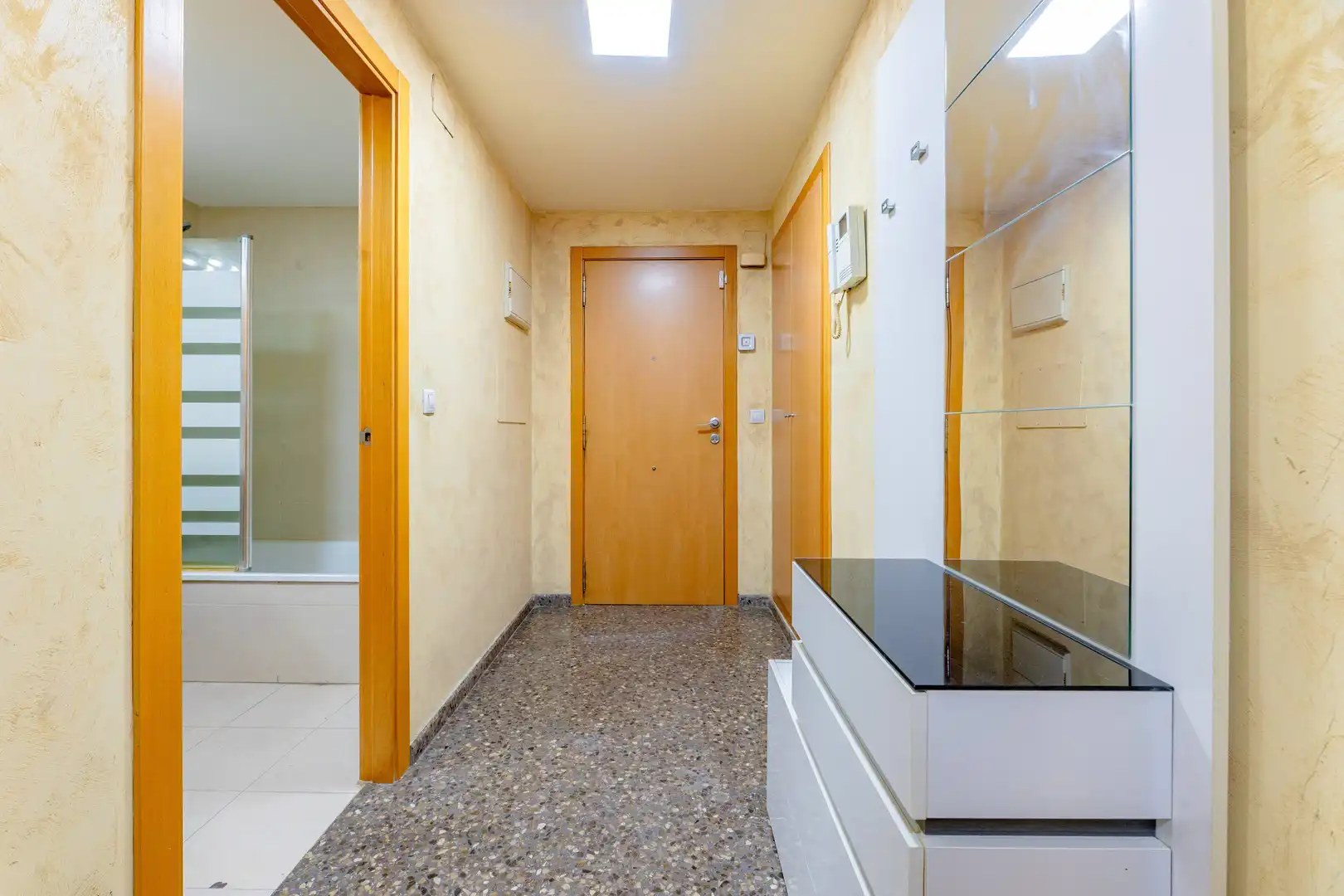 Flat for sale in Paterna  with Air Conditioner, Heating and Storage room