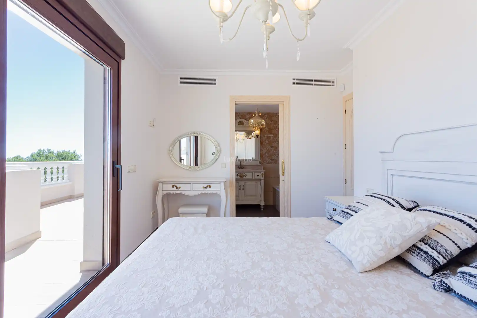Villa mit Terrasse zum Verkauf in La Fustera, imagen 33