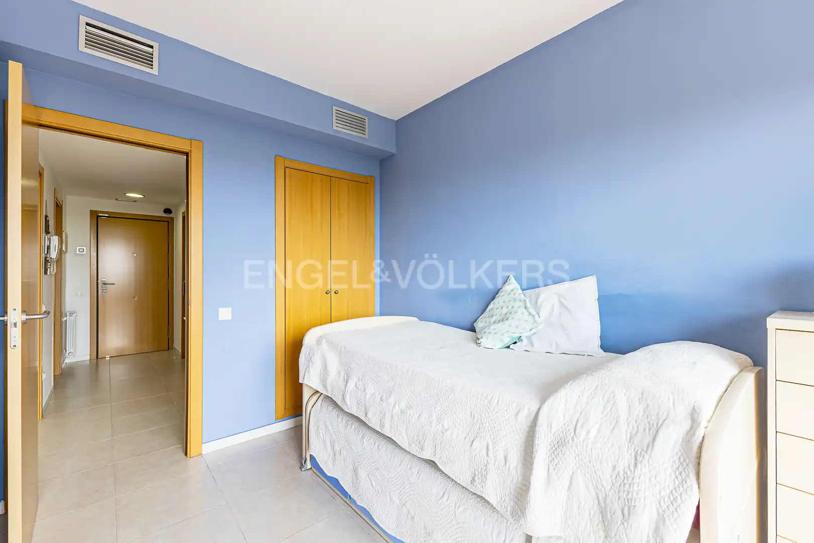 Bedroom of Flat for sale in El Vendrell  with Air Conditioner, Heating and Private garden