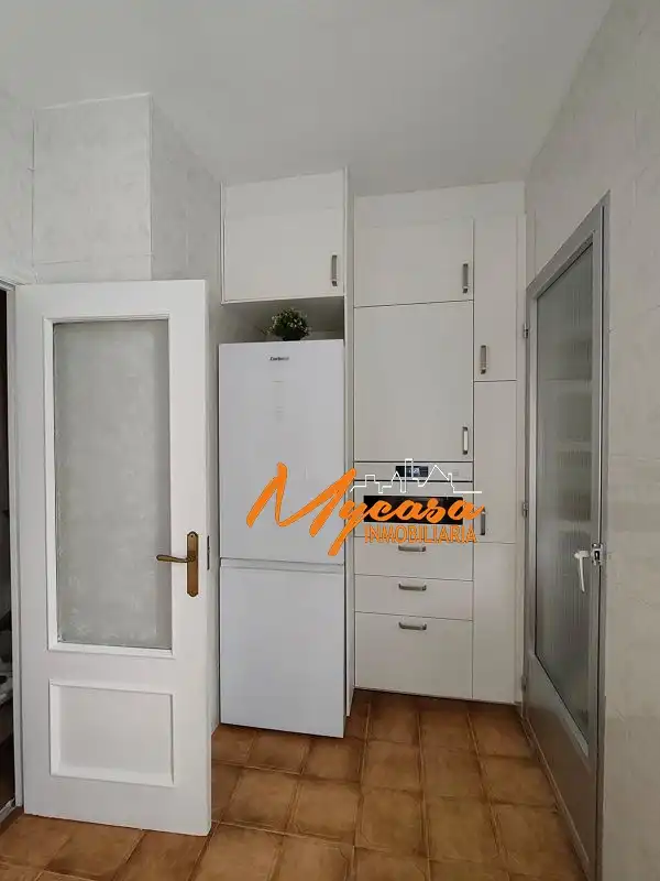 Kitchen of Flat for rent in Alcorcón  with Air Conditioner, Heating and Balcony