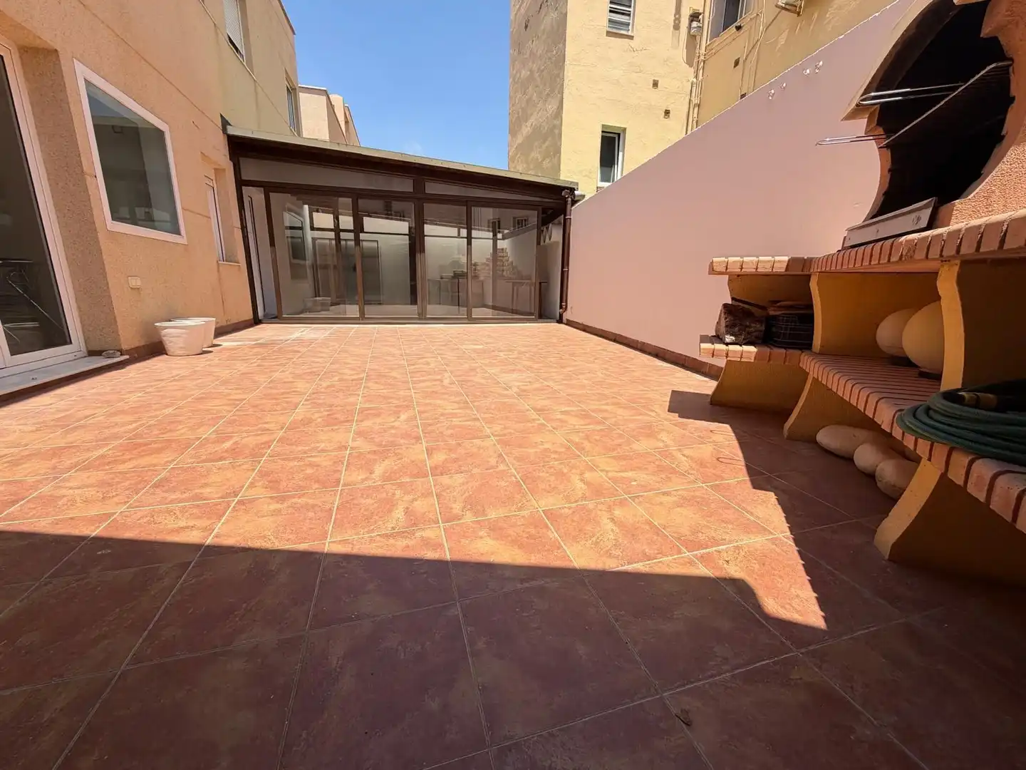 Terraza de Piso en venta en El Ejido con Aire acondicionado