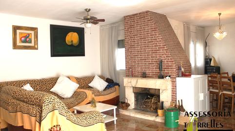 Foto 4 de Casa adosada en venda a Torrelles de Llobregat, Barcelona