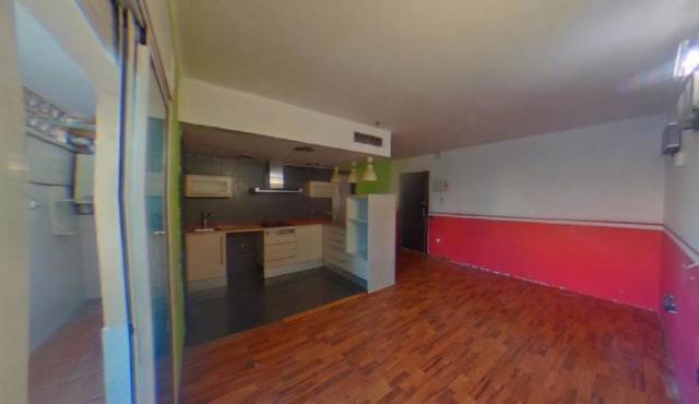 Piso en Venta en Carrer Brutau en La Llagosta