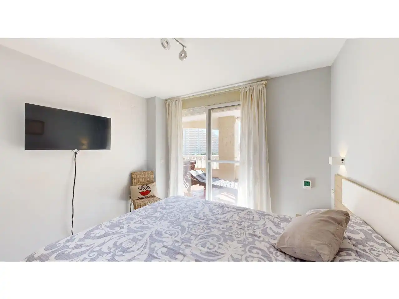 Bedroom of Flat for sale in Cullera  with Air Conditioner, Private garden and Terrace