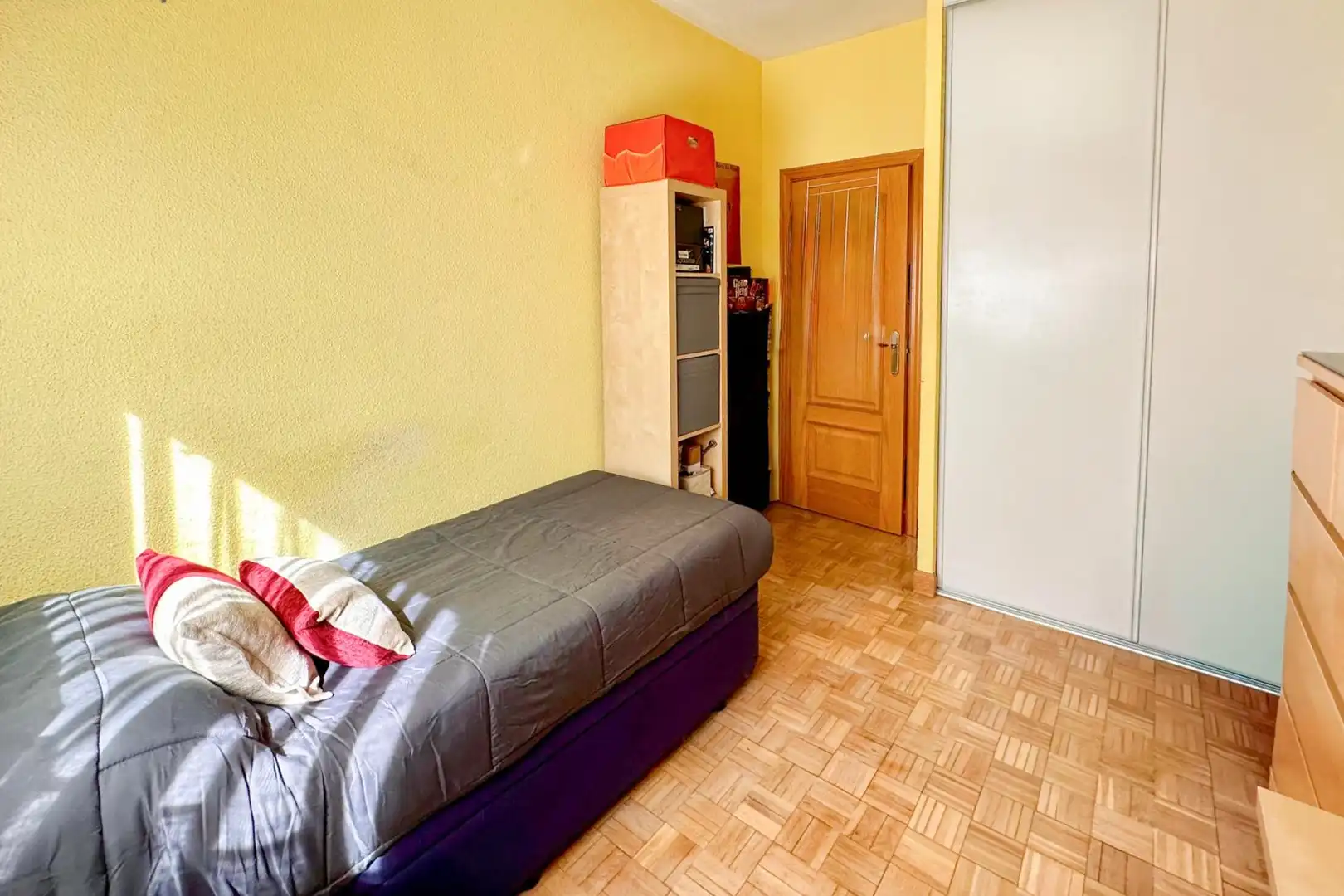Habitación de Piso en venta en Madrid con Aire acondicionado, Calefacción y Alarma