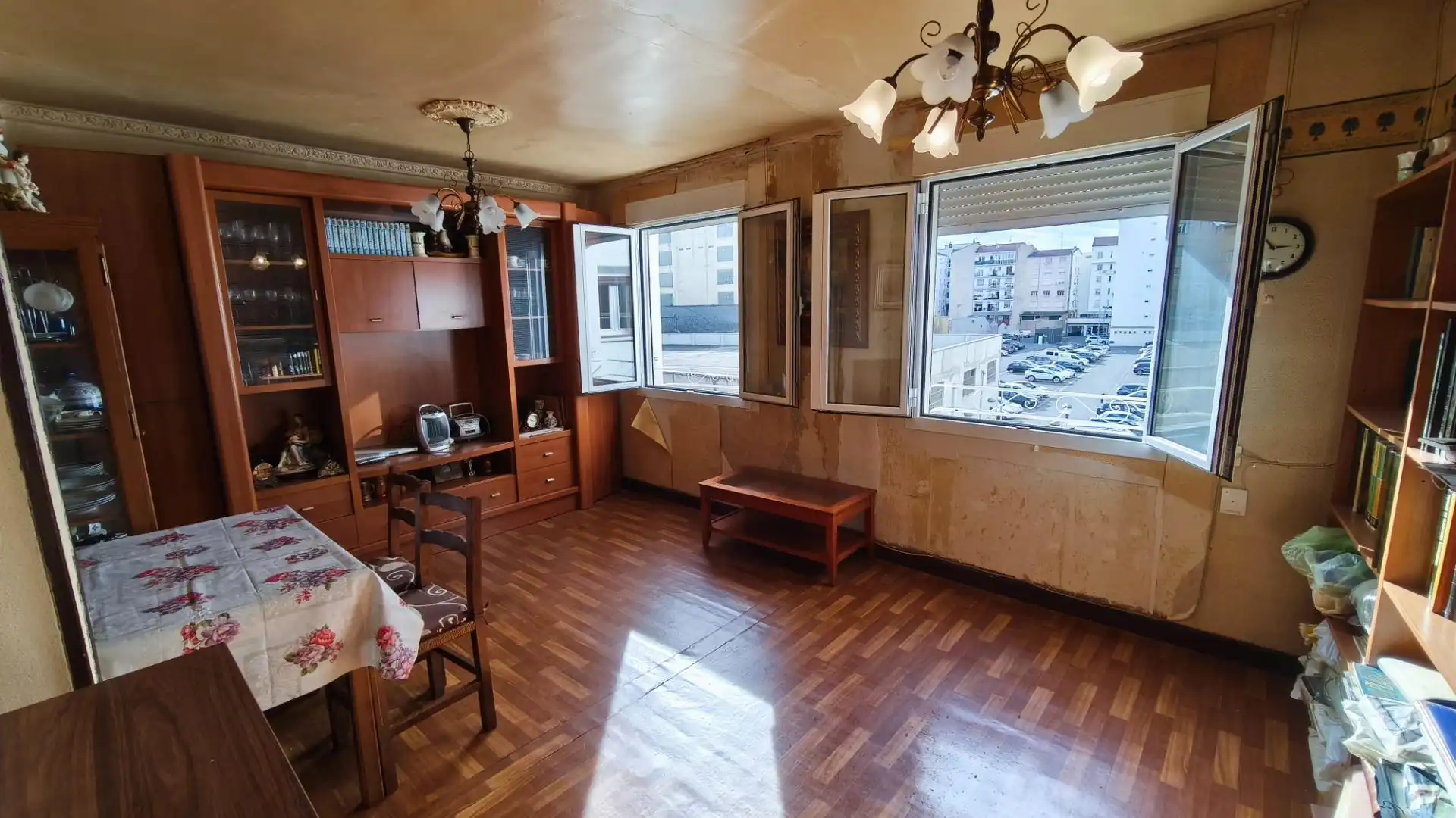 Sala de estar de Piso en venta en Vitoria - Gasteiz con Calefacción, Parquet y Trastero