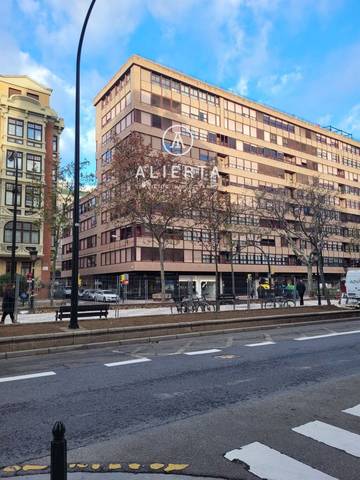 Garaje en Venta en de Sagasta en Paseo Sagasta