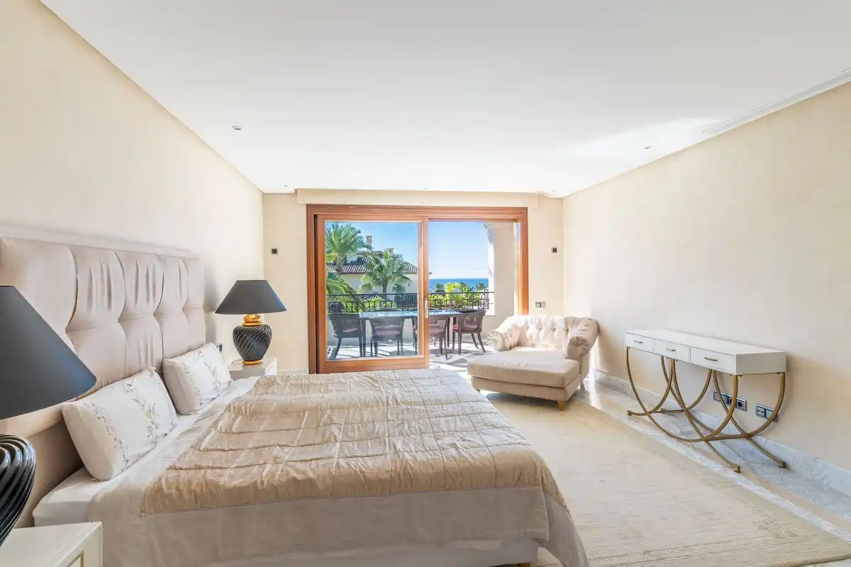 Piso con ascensor en venta en Río Real - Los Monteros, imagen 13