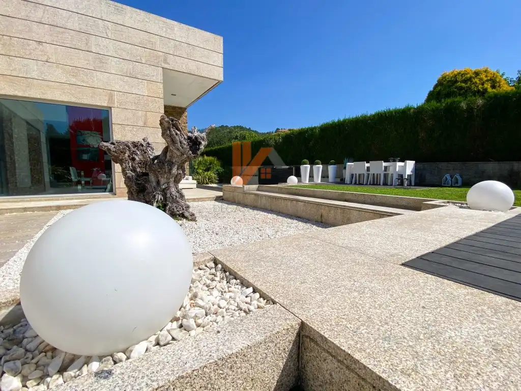 Terraza de Casa o chalet en venta en Ames con Jardín privado, Terraza y Piscina