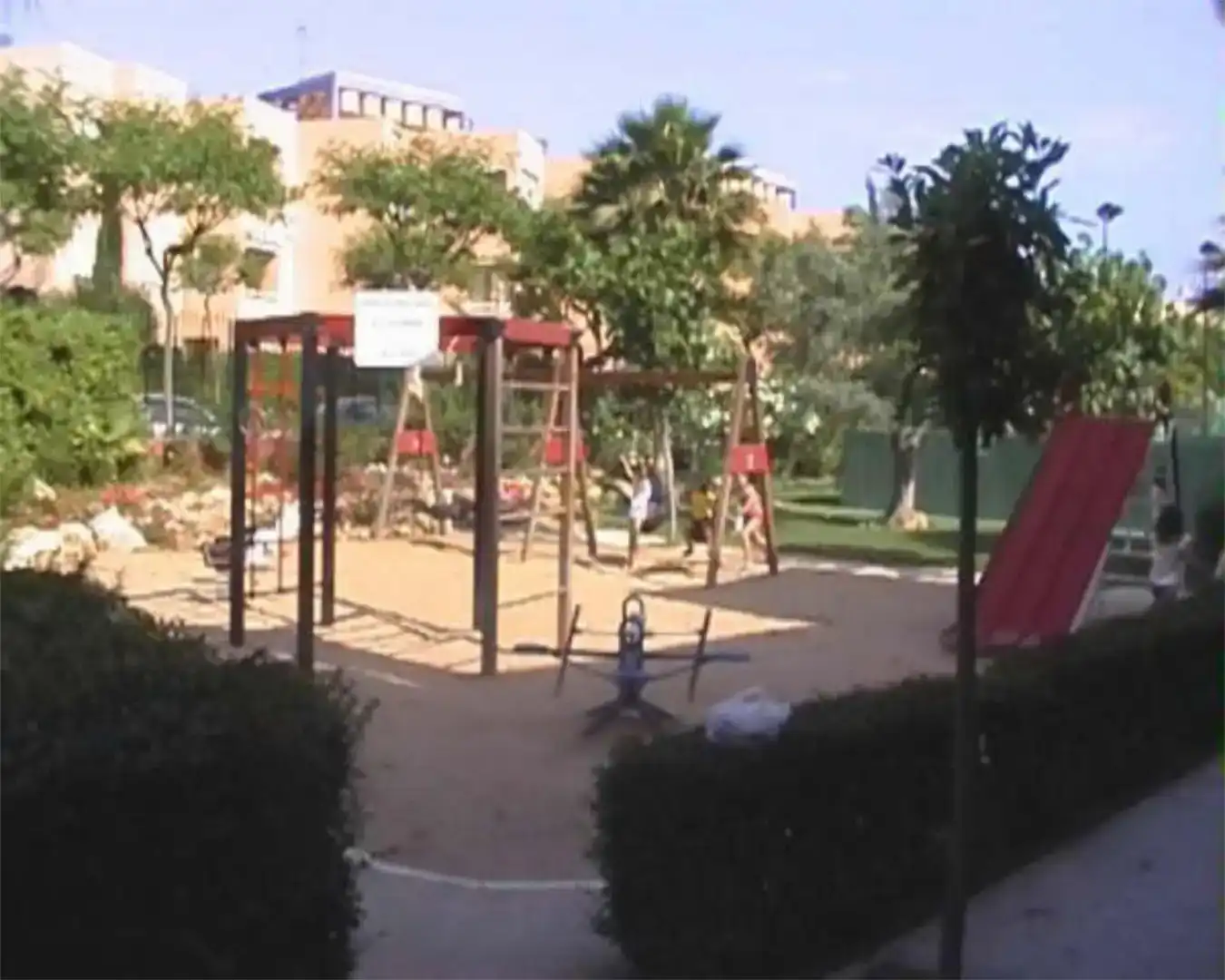 Außenansicht von Maisonette zur Miete in Islantilla mit Schwimmbad und Balkon