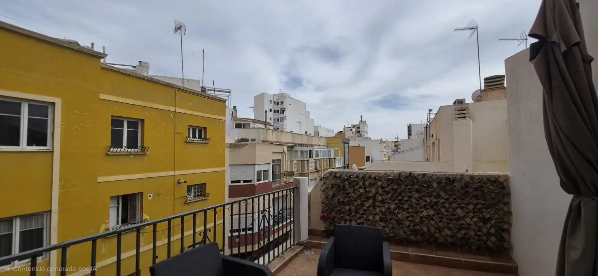 Terraza de Edificio en venta en Almería