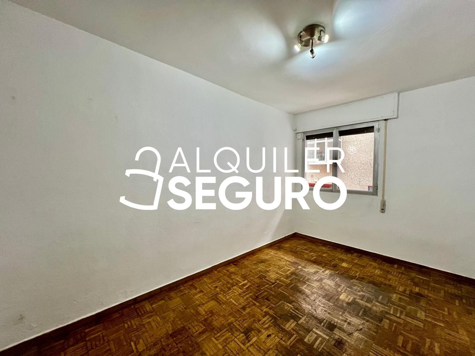 Bedroom of Flat to rent in  Madrid Capital  with Heating and Terrace