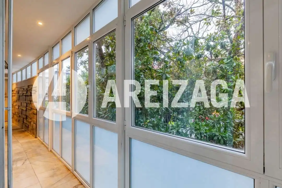 Garten von Wohnung zum Verkauf in Donostia - San Sebastián  mit Heizung, Terrasse und Möbliert