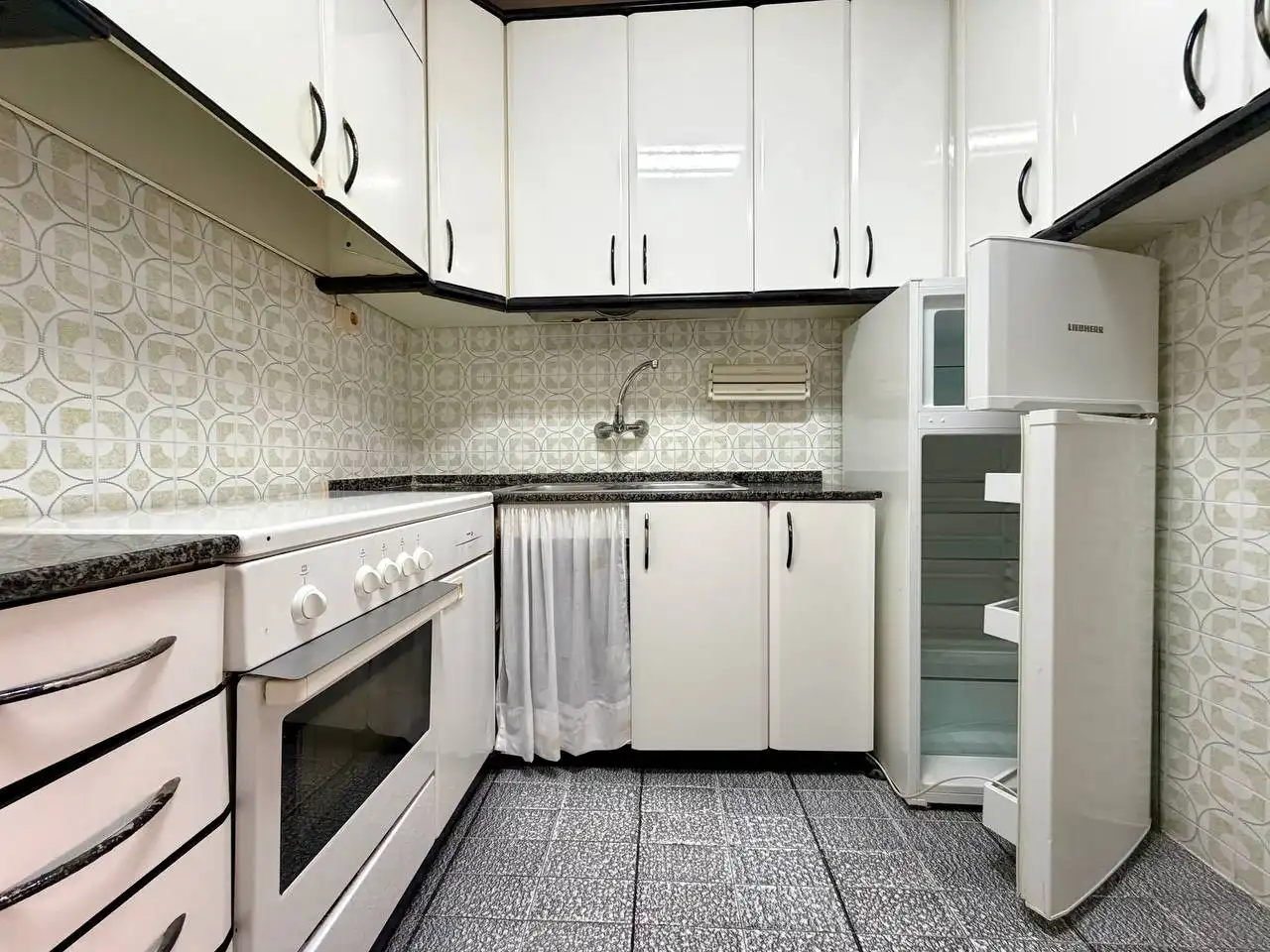 Flat with terrace for sale in Carrer de la Vall d'Ordesa, imagen 9
