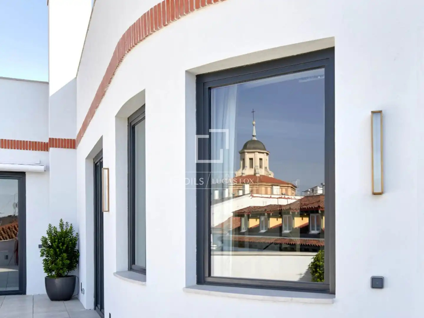 Vista exterior de Àtic de lloguer en Madrid amb Aire condicionat, Calefacció i Terrassa