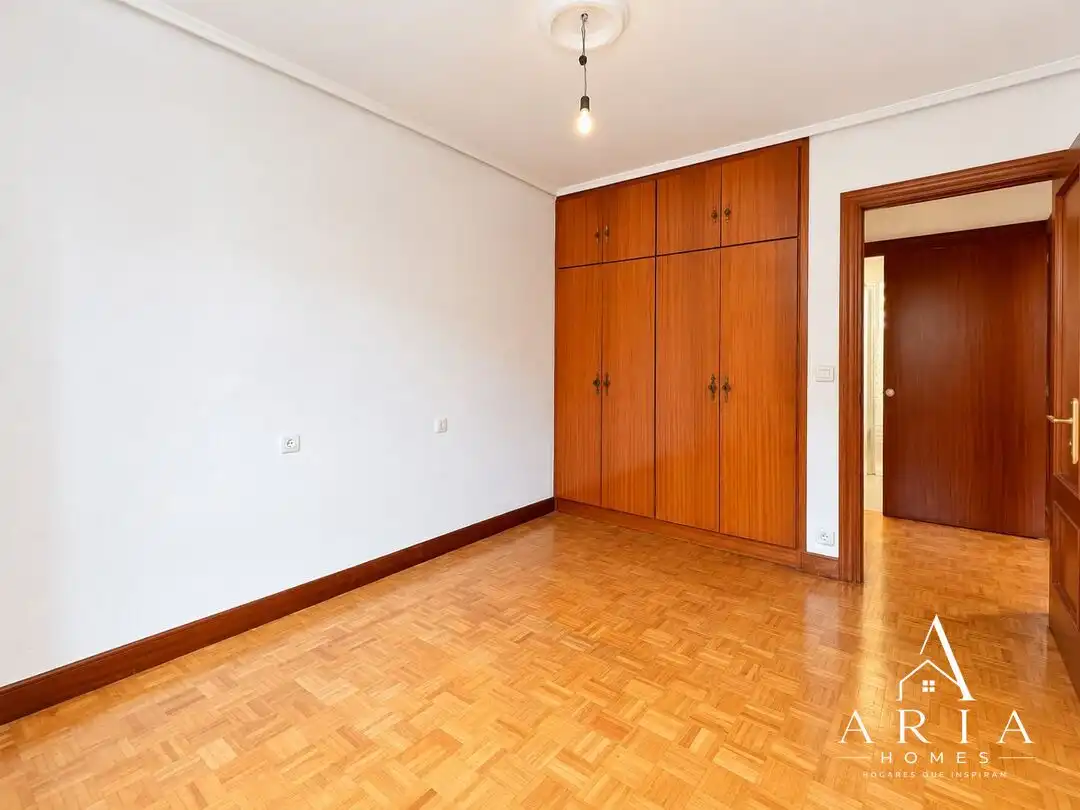 Piso con ascensor en venta en Saratsate Musikariaren Kalea, imagen 24