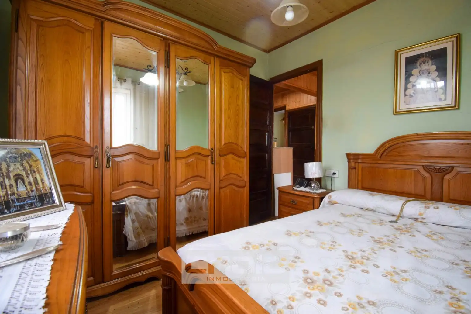 Dormitori de Casa o xalet en venda en Castroverde amb Calefacció, Parquet i Traster
