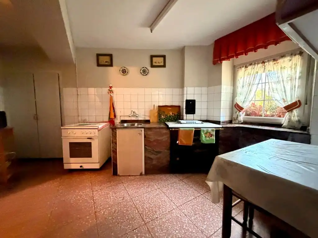 Kitchen of Houses for sale in San Felices de Buelna  with Heating, Private garden and Storage room