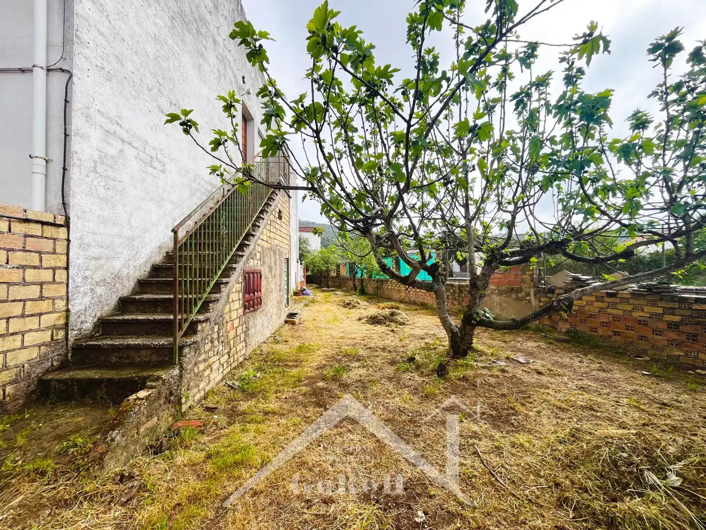 Jardí de Casa o xalet en venda en Almadén de la Plata amb Jardí privat, Terrassa i Traster