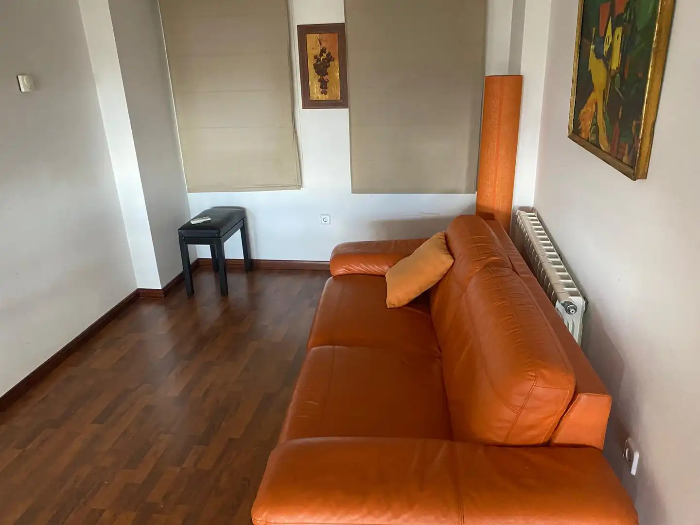 Sala de estar de Casa adosada en venta en Poblete con Aire acondicionado, Calefacción y Jardín privado
