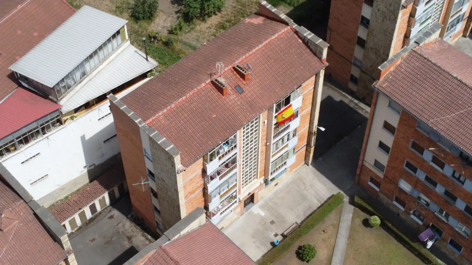 Vista exterior de Piso en venta en Aller