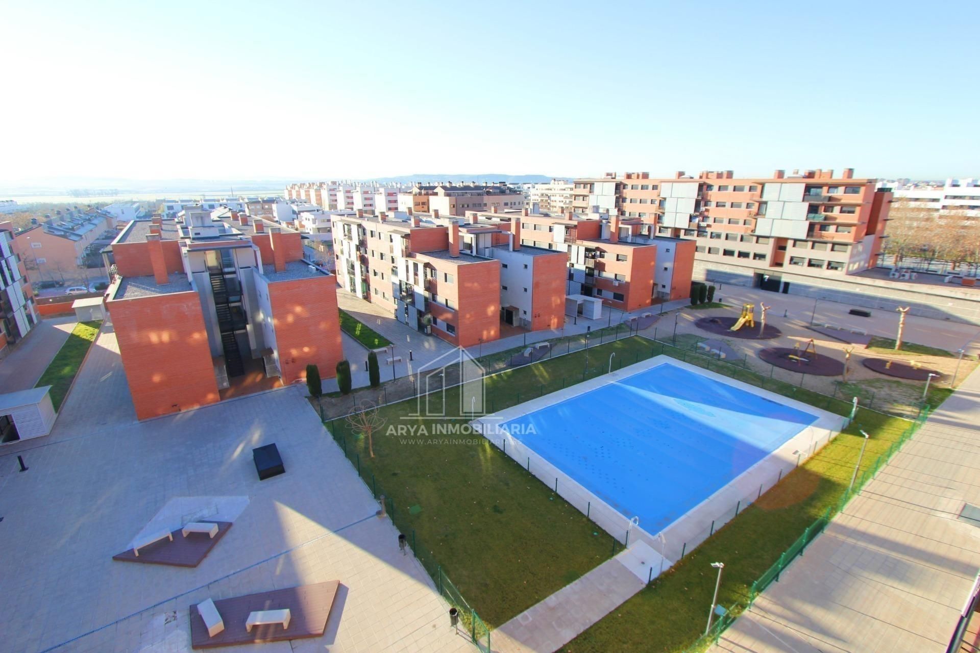 Swimming pool of Flat for sale in Torrejón de Ardoz  with Heating, Terrace and Storage room