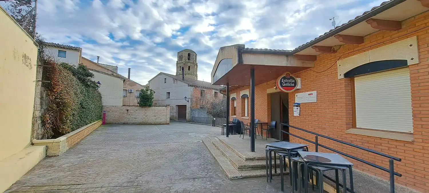 Casa o chalet en venta en Pertusa con Calefacción, Trastero y Piscina comunitaria