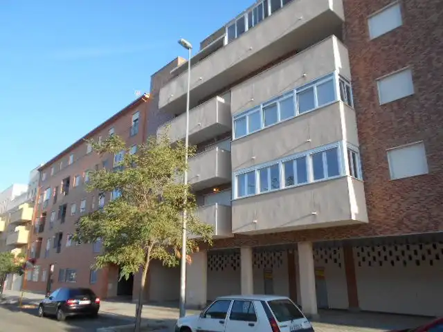 Vista exterior de Local de lloguer en Ávila