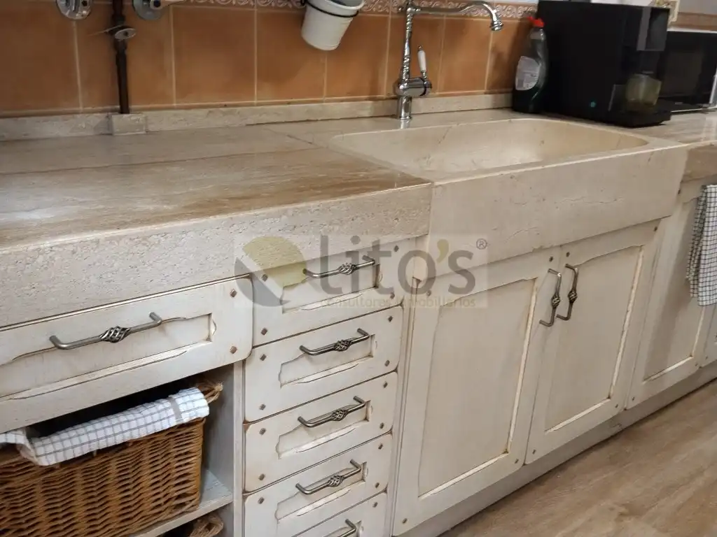 Kitchen of Detached homes for sale in Dos Hermanas  with Private garden and Swimming Pool