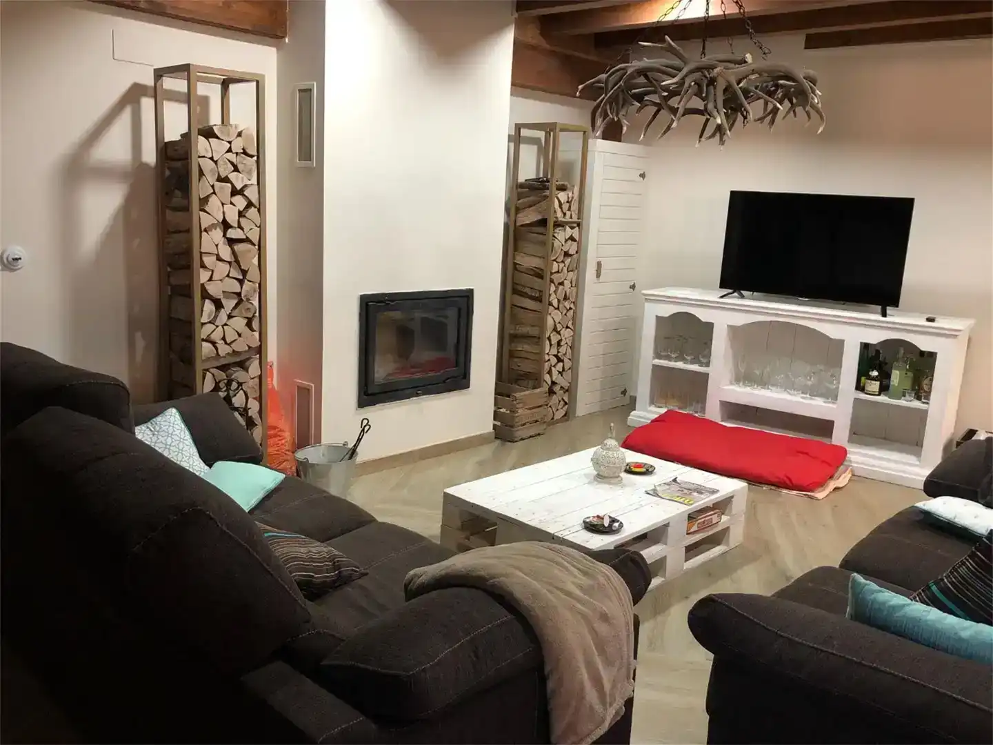 Living room of Houses for sale in Valdegeña  with Furnished