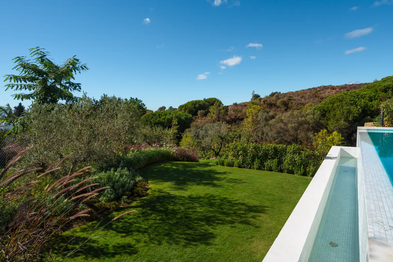 Villa mit Terrasse zum Verkauf in Urbanización Marbella Hill Club 18A, imagen 9