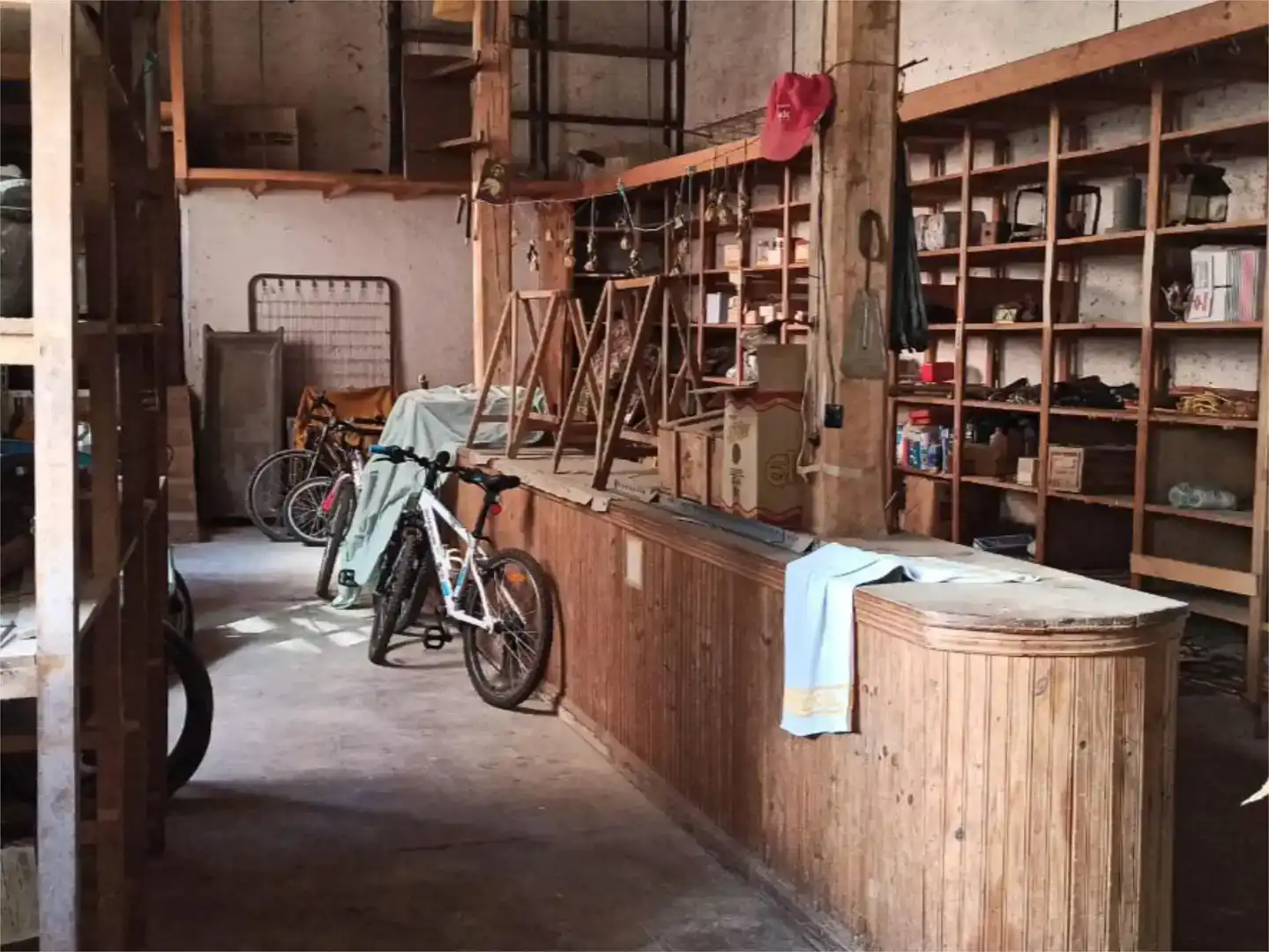 Finca rústica en venda en Valderas amb Parquet, Traster i Moblat