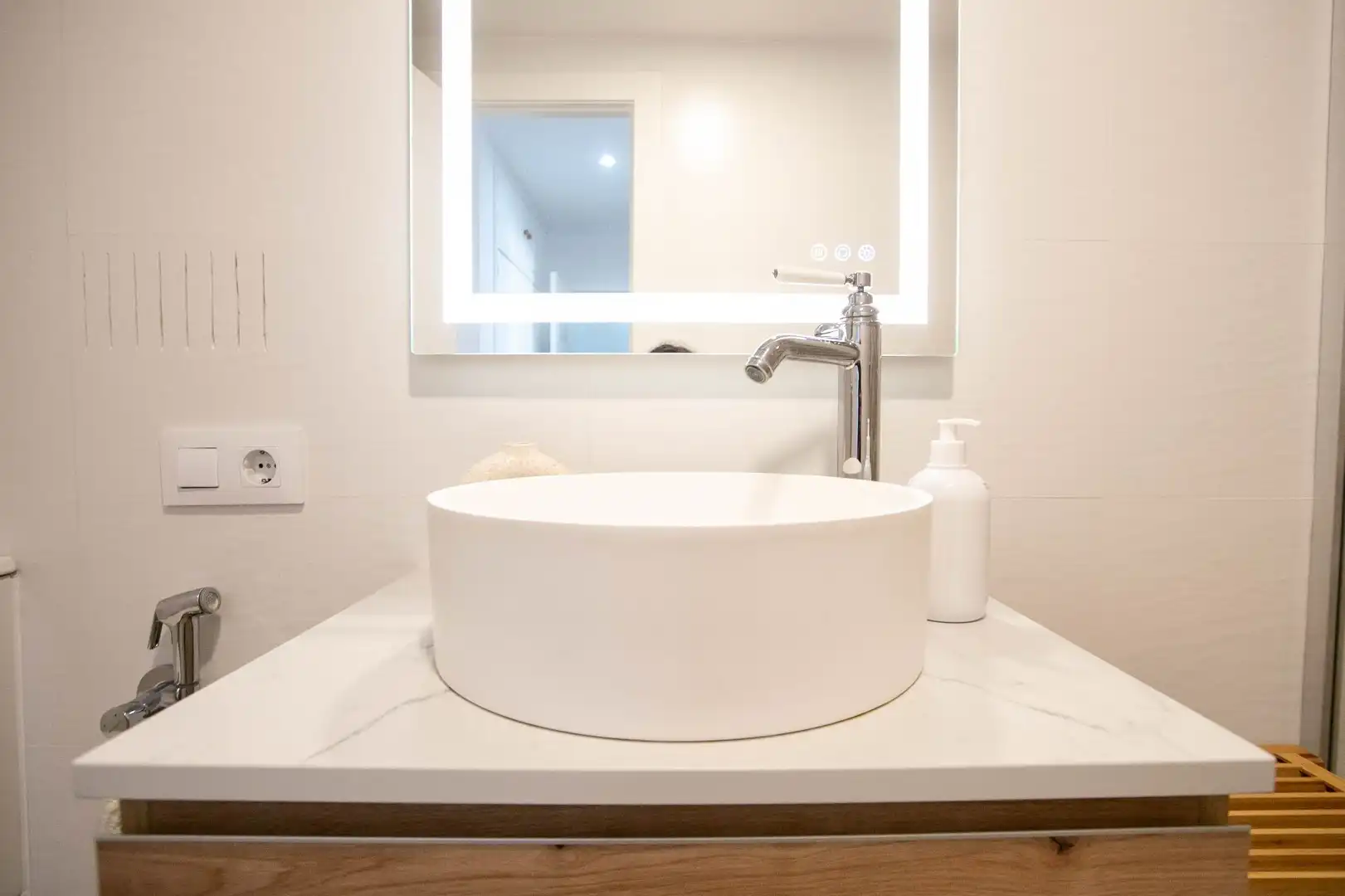 Badezimmer von Wohnung zum Verkauf in Estella / Lizarra mit Heizung, Terrasse und Möbliert