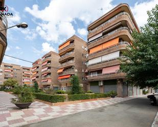 Vista exterior de Pis en venda en  Granada Capital amb Terrassa