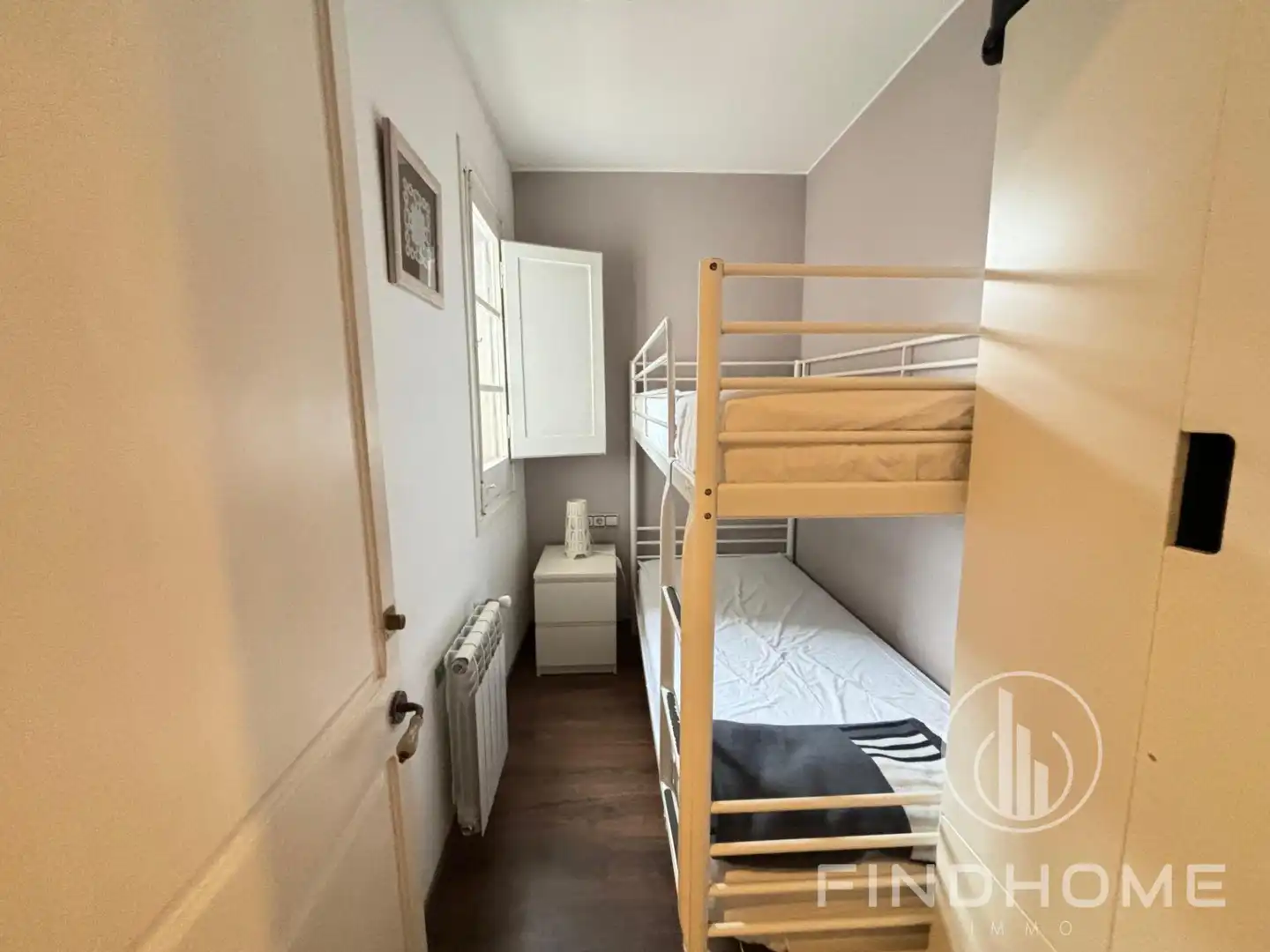 Bedroom of Flat for sale in Olot  with Air Conditioner, Heating and Terrace